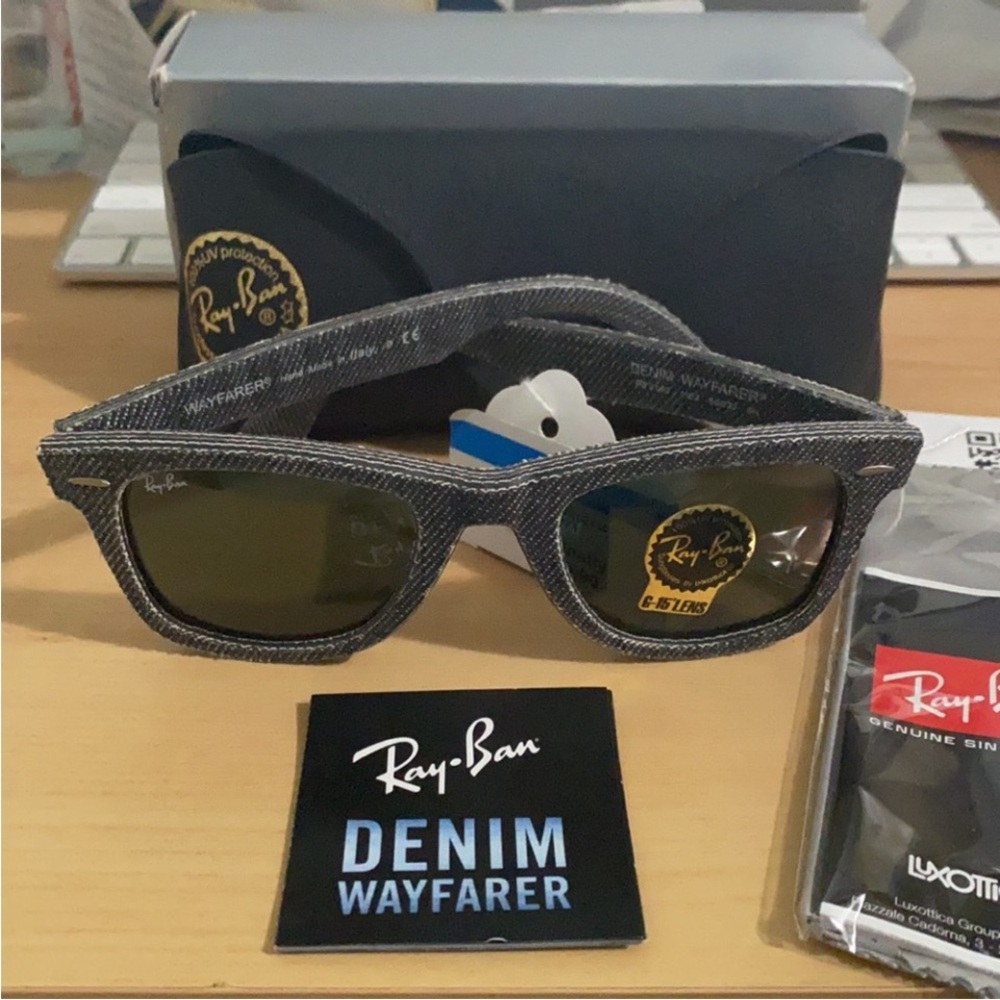 Brand New Jean Ray-Ban Sunglasses with suede like case, cleaning cloth